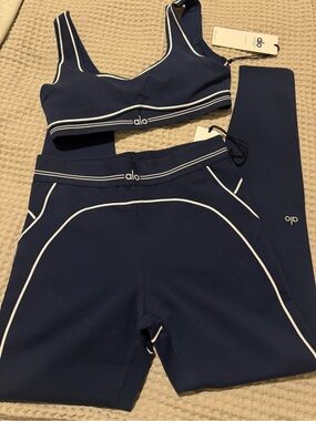 ALO Yoga Navy Blue and White Piped Leggings & Sports Bra Set